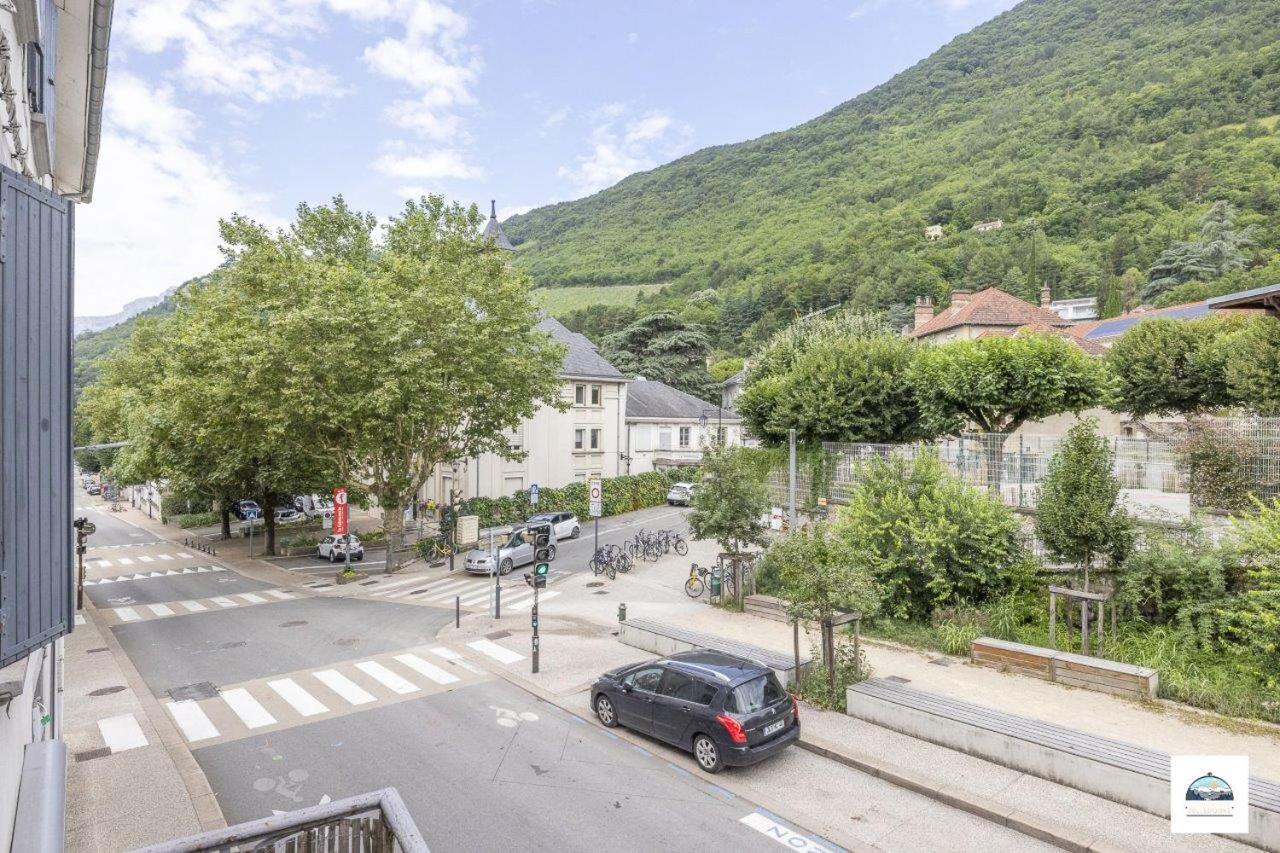 Apartamento Lescapade Hospitaliere La Tronche  Exterior foto